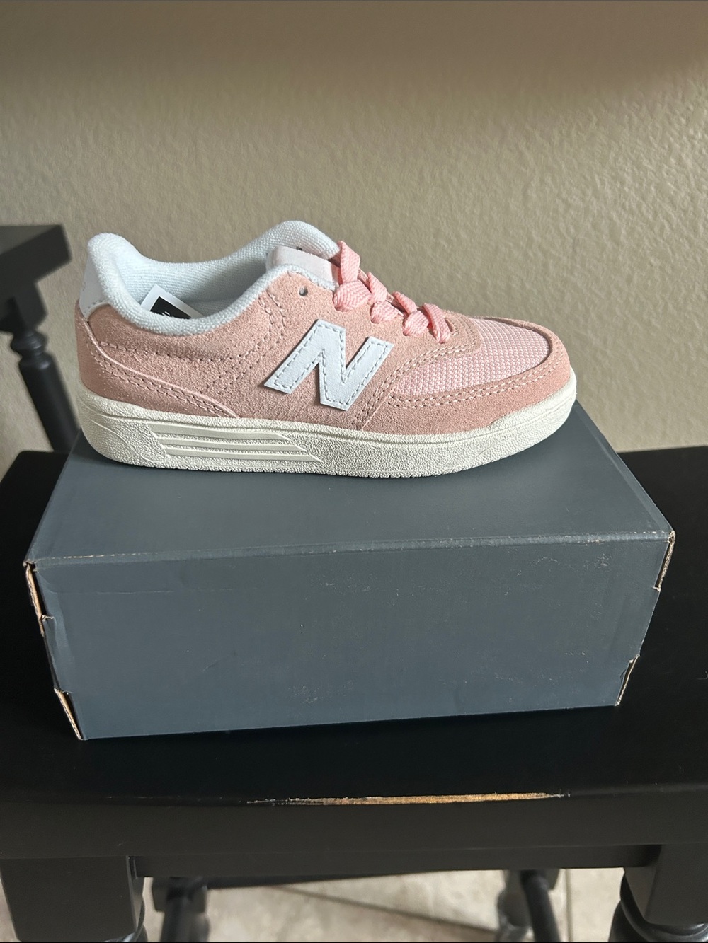 NWT New Balance Kids Pink Suede & Mesh Low-Top Sneaker 11, 11.5 & 13.5